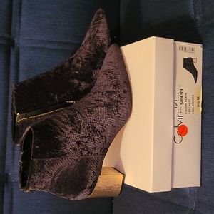 Deep Navy blue Calvin Klein suede Snake skin booties Gold heel